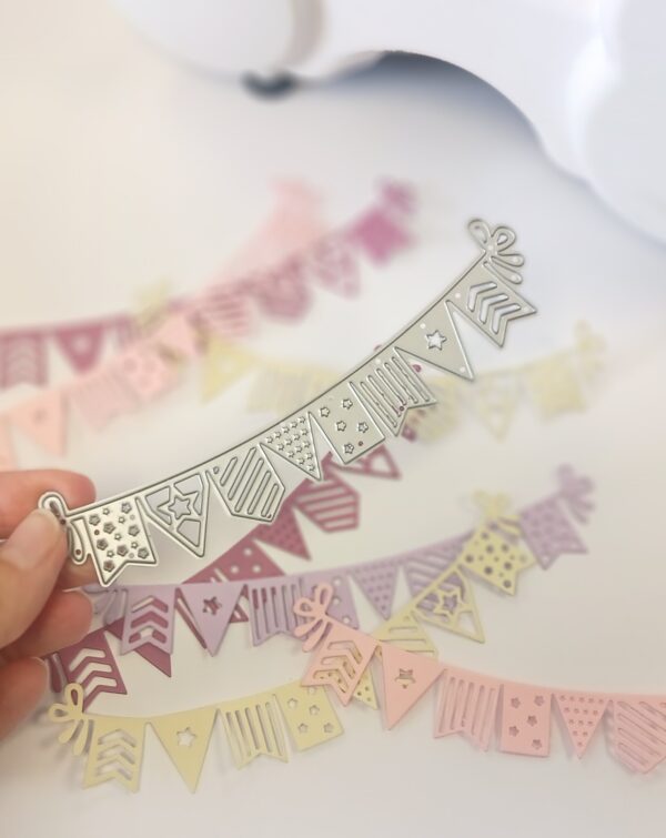 Bunting Craft Die - Image 4